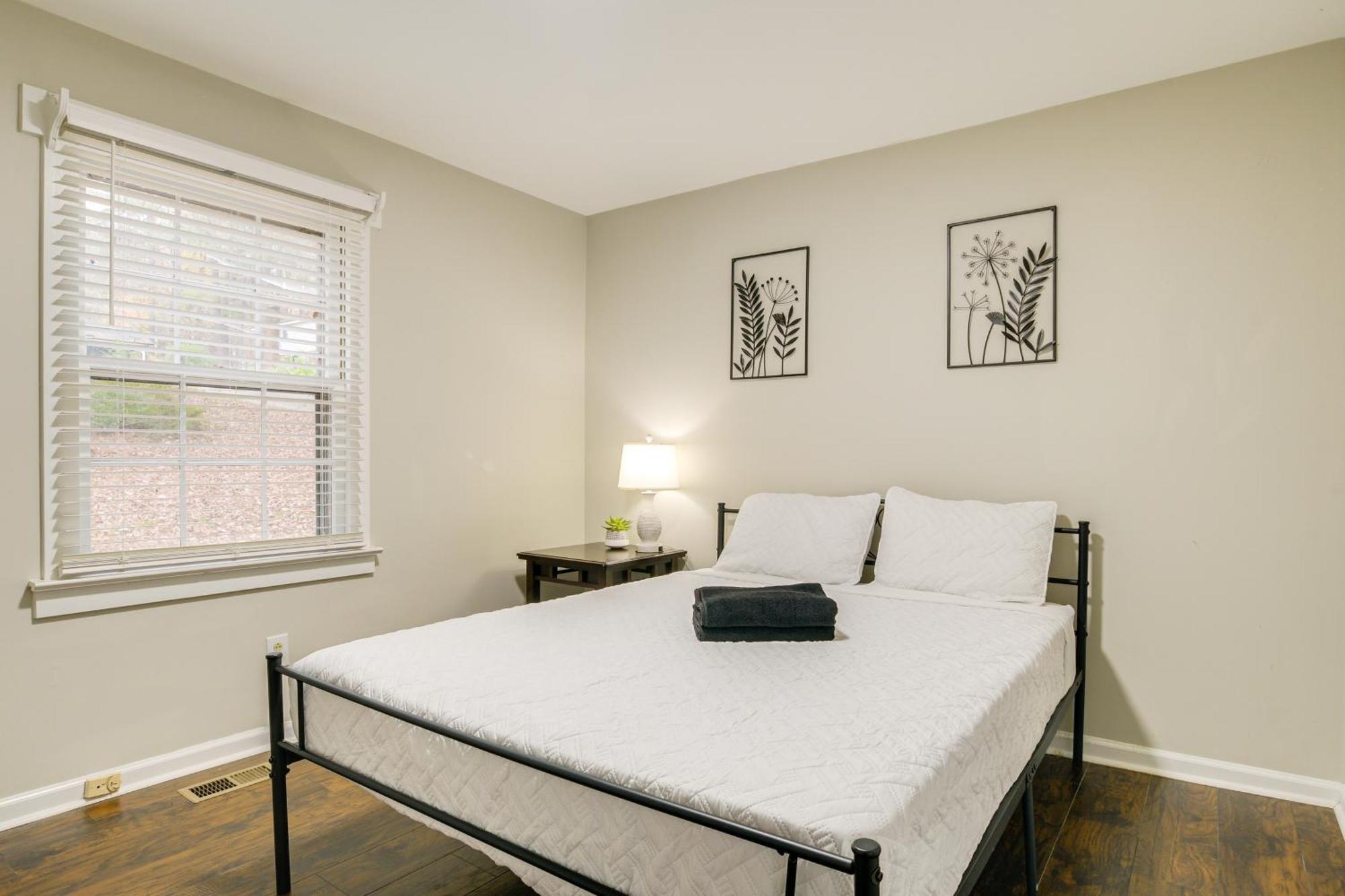 Serene Family Home With Deck In Knightdale! Ngoại thất bức ảnh
