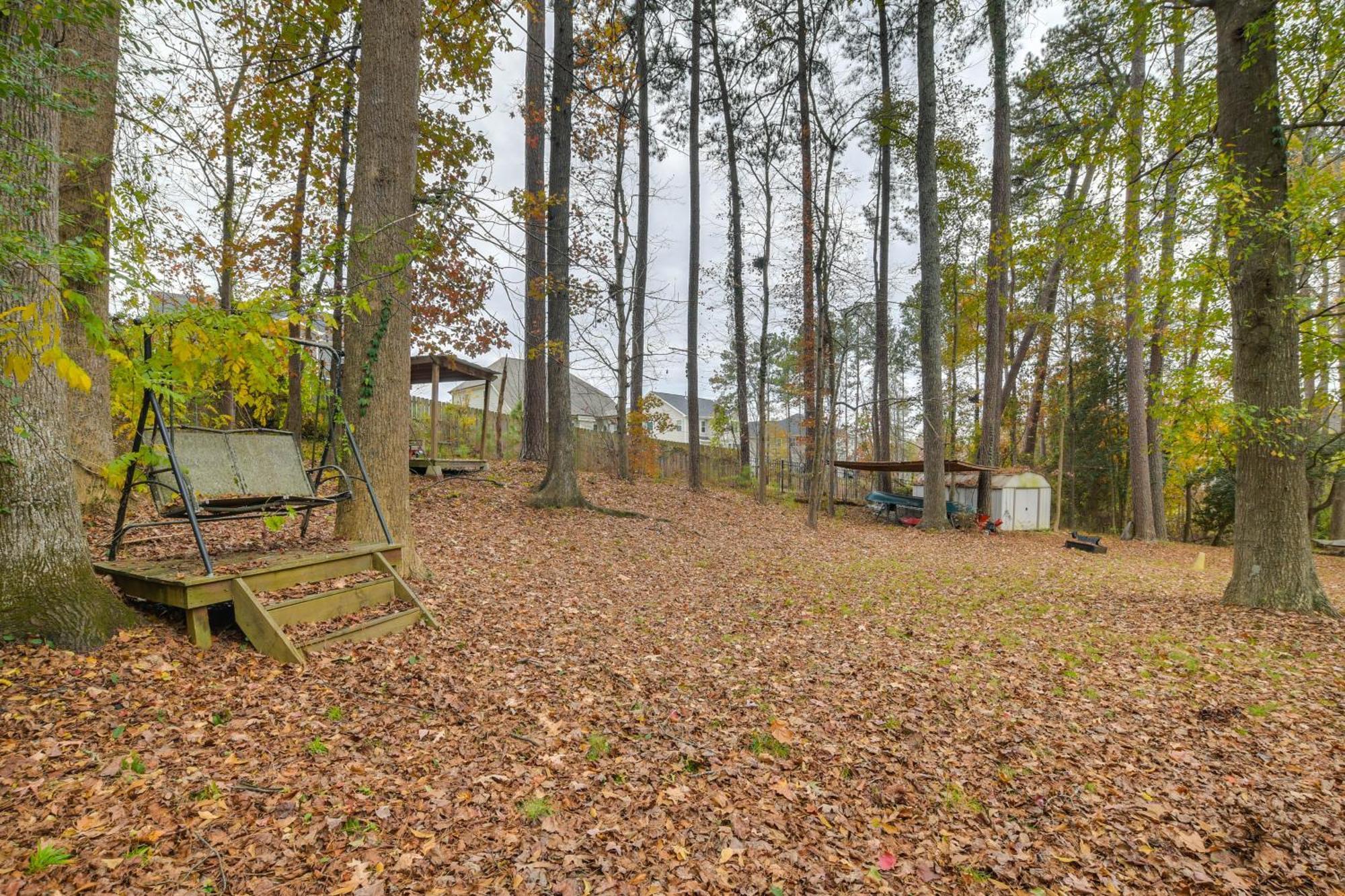 Serene Family Home With Deck In Knightdale! Ngoại thất bức ảnh