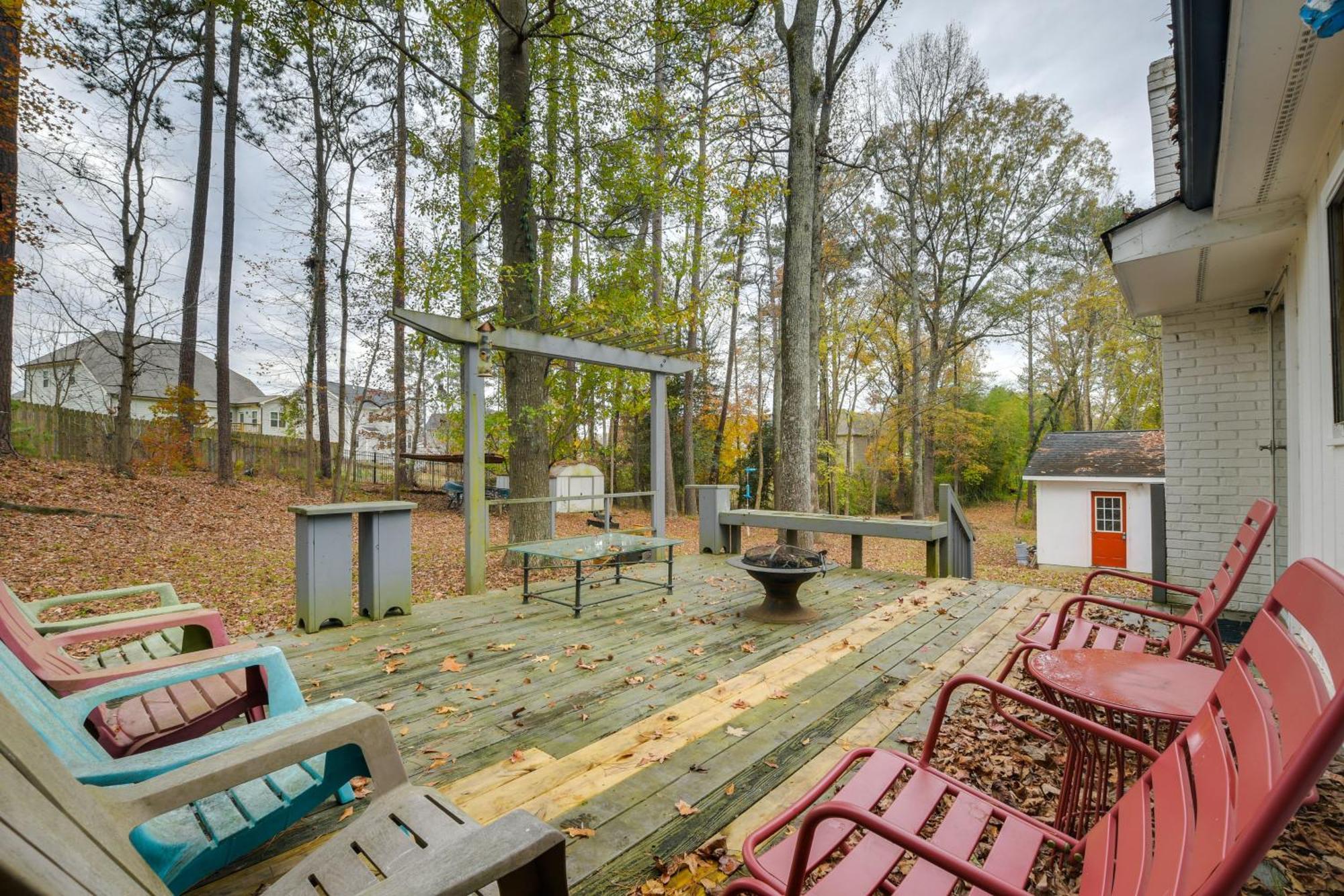 Serene Family Home With Deck In Knightdale! Ngoại thất bức ảnh