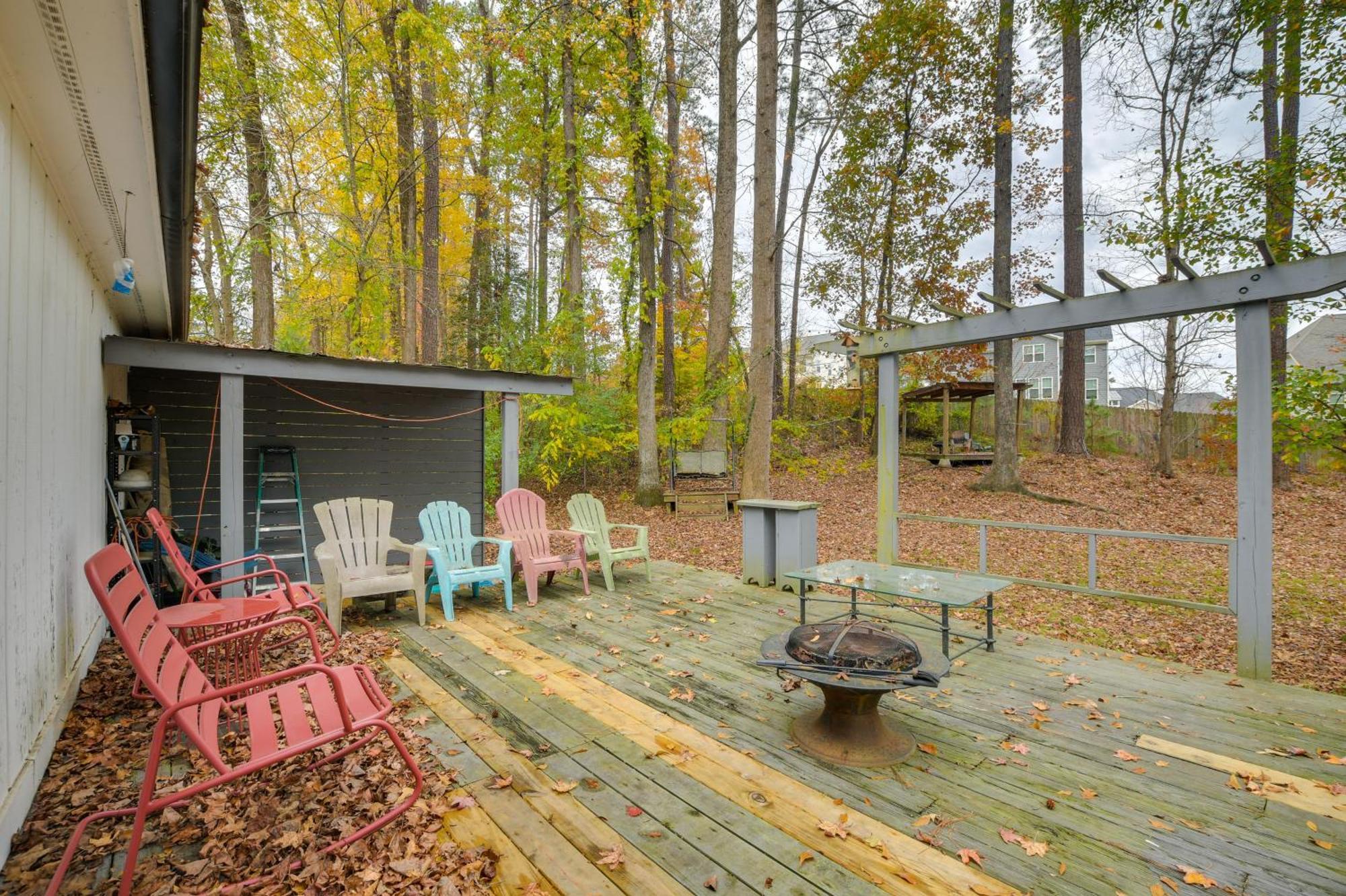 Serene Family Home With Deck In Knightdale! Ngoại thất bức ảnh